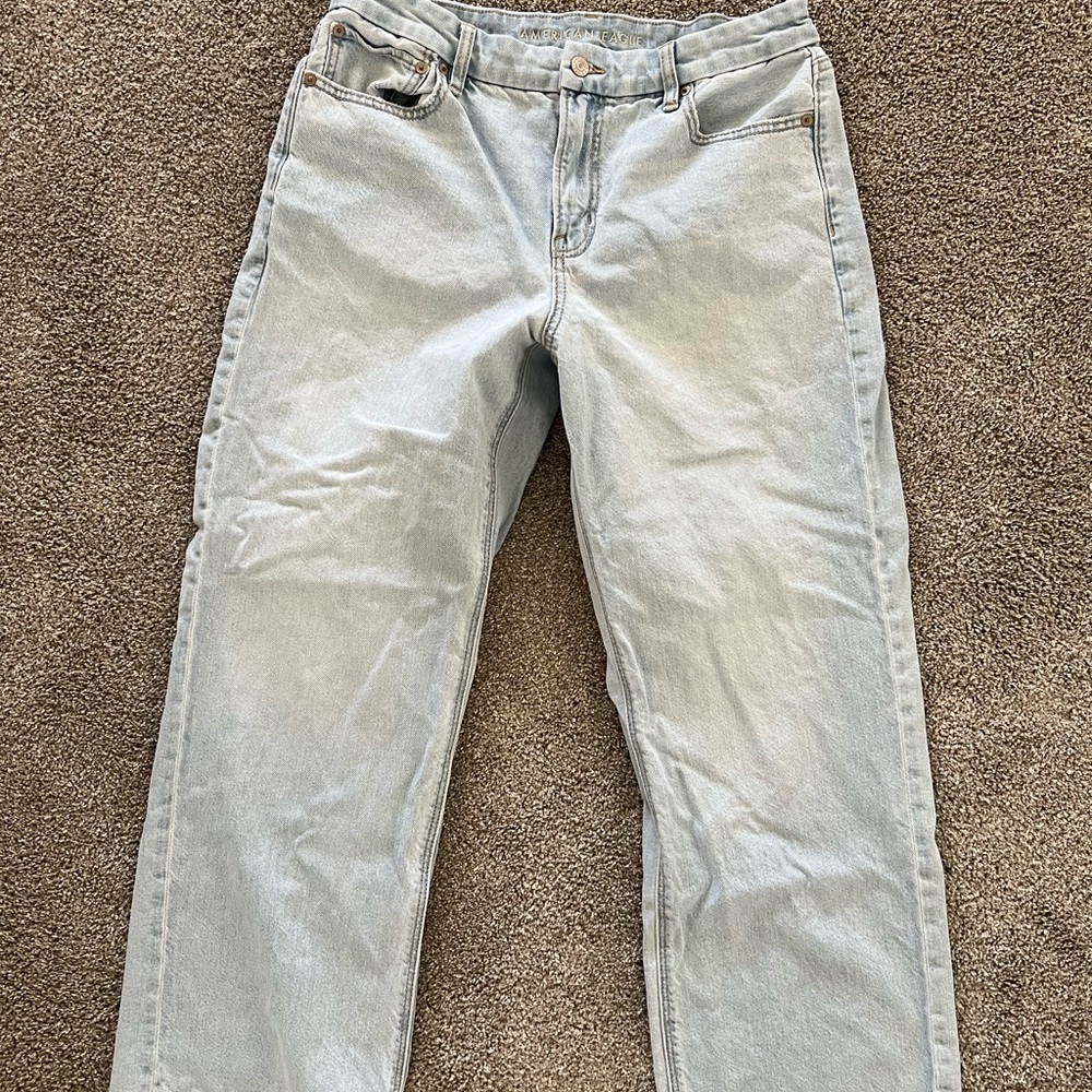 American Eagle Outfitters Strigid Women’s Curvy Stovepipe High-Rise Jeans